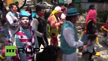 Mexico: Clowns flock to Mexico City for Catholic pilgrimage