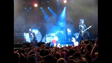 Live At Festivalna Hall 29.06.2009 (sofia, Bulgaria) - limp Bizkit - Livin It Up 