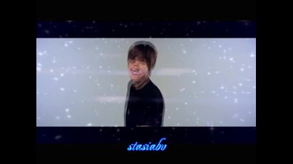 Justin Biber • M V • Love Me