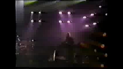 Autograph - She Never Looked That Good