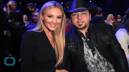 Jason Aldean's Weds Brittany Kerr in Cancún!