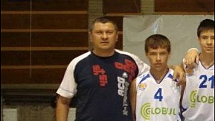 Коцев: Залагаме на юношите, Великов остава