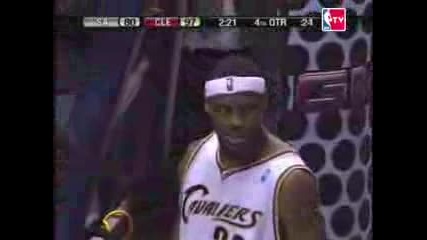 Lebron James Полита Eagle Dunk!