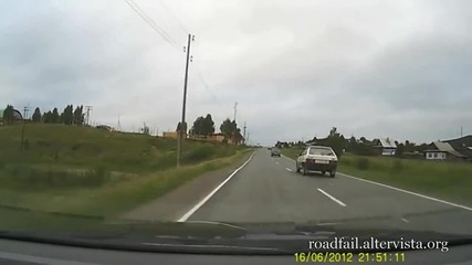 Русия: Компилация автомобилни катастрофи Част 17