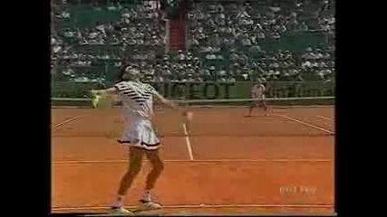 Gabriela Sabatini v Monica Seles Rome 1992 part 1