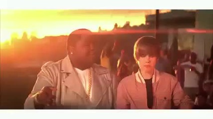 Justin Bieber ft. Sean Kingston - Eenie Meenie (official music video) 