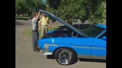 1971 Ford Boss 351 Mustang - - presents