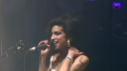 Amy Winehouse - You Know I'm No Good - Live