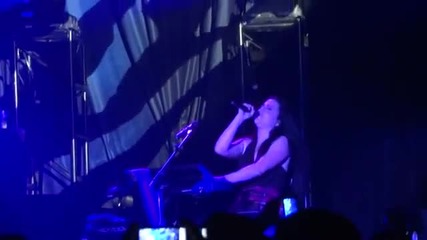 (now song 2011) Evanescence - Oceans (live)