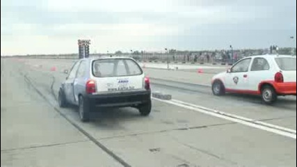 Opel Corsa [2.5 V6] vs. Opel Corsa [3.0 V6]