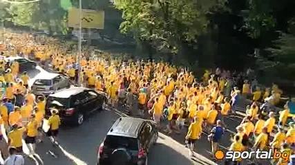 шествие на шведите в Киев хилиади заляха улиците