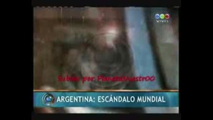 Марадона прави неприлични жестове в автобуса на Аржентина (видео) - Световен футбол - Sportal.bg 
