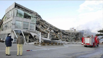 Зашеметяващи снимки на земетресението в Япония и вълните цунами в Hd 