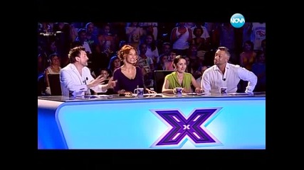 Красиво момиче вдигна публиката на крака - X - Factor България 13.09.13