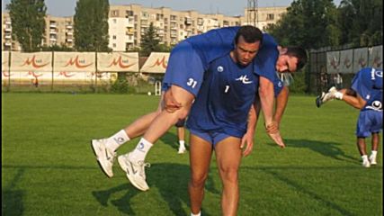 Вили Вуцов