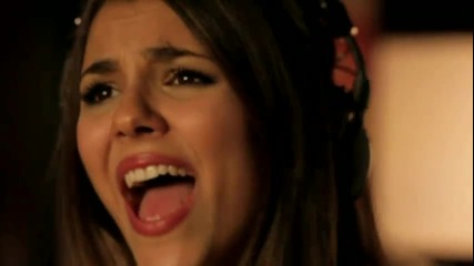 Victorious Cast feat. Victoria Justice - Freak The Freak Out [ H Q ]