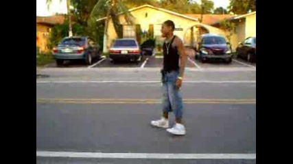Crazy !!!! The Wu - Tang Dance !!! Naked Hustle