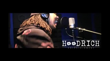 Lil Hot ( Feat. Waka Flocka ) - Jumping Out The Gym