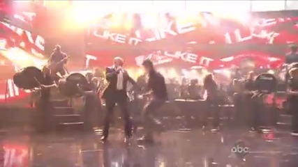 Enrique Iglesias - Tonight and I Like It (ft.pitbull) ( 2010 American Music Awards) 