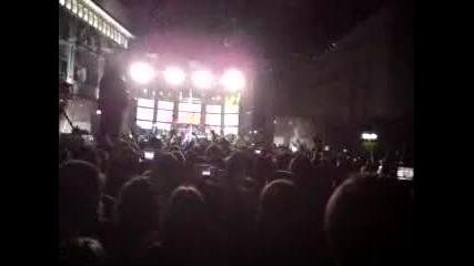 loop live 2009..