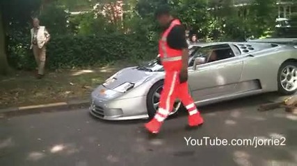 Bugatti Eb110 Ss Towed Away; Broken Clutch! - 1080p Hd 