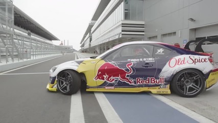 Никита Ширков с Toyota Rocketbull86 - Дрифт на пистата в Сочи, Русия