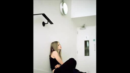 ... Avril Lavigne - Slipped away ...