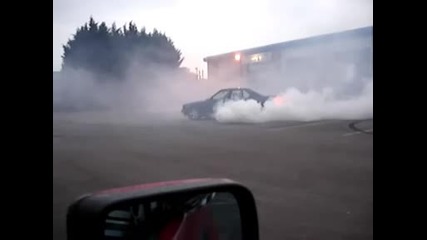 Bmw E34 540i V8 Burnout