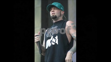 Limp Bizkit (fred Durst)