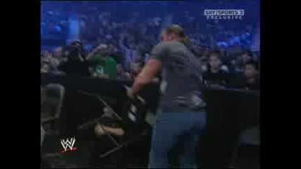 Jeff Hardy Побеждава The Great Khali
