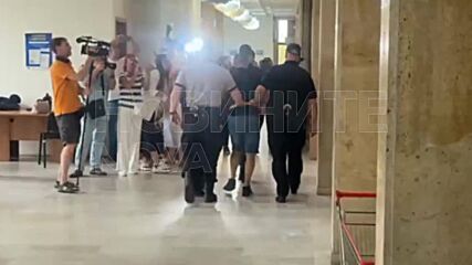 След катастрофата на „Тракия”: Шофьорът на тира твърди, че бил с нови гуми и не е заспал зад воланa