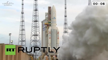 Френска Гвиана: Излитане! Излитане на ракетата Arianespace Ariane 5