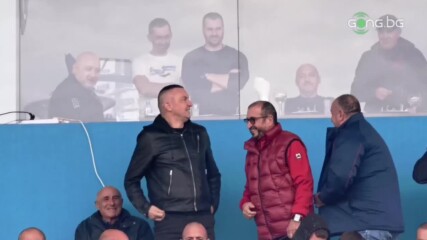 Красен Кралев и Иван Портних ще гледат варненското дерби
