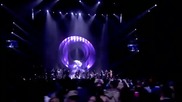 Страхотно изпълнение на Miley Cyrus - Who Owns My Heart на mtv E M A 2010 