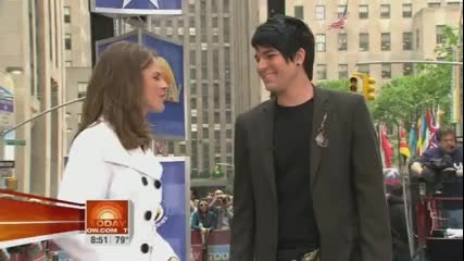 Adam Lambert - Mad World (live At Today Show)