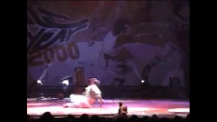 Break dance - battle of the 2000