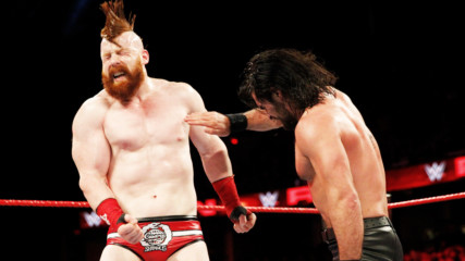 Seth Rollins vs. Sheamus: Raw, Dec. 11, 2017