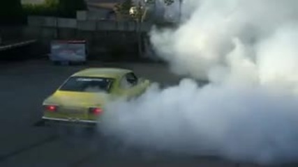 Corolla v8 Burnout