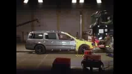 Volvo Safety crash test