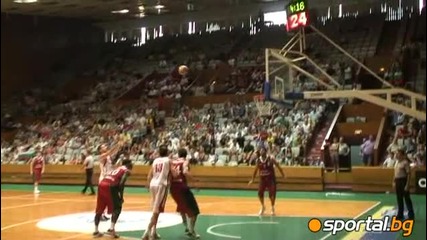 България 103 - 64 Португалия 