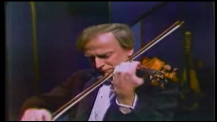 Yehudi Menuhin plays Paganini 