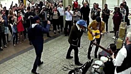 U2 Nyc Subway Concert