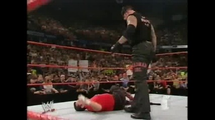 Гробаря пребива Томи Мечтателя. | Raw 5/27/02 |
