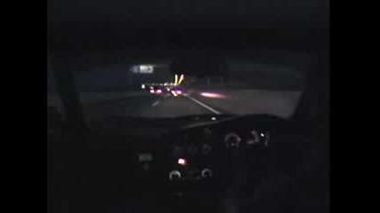 Wangan racing - Team Midnight doing 300 km/h in Tokyo Japan