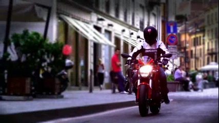 Ducati Monster 696 