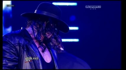 Wwe Raw 30.01.2012 Undertaker is back
