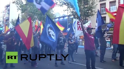 Spain: "Spaniards yes, refugees no" - Hundreds of far-right protesters hit Madrid