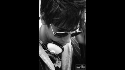 h0use musicc super svejo parche : ) ) 
