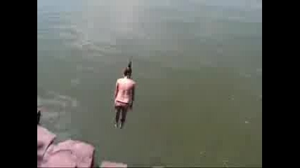 Hot Chick Cliff Dive Fail