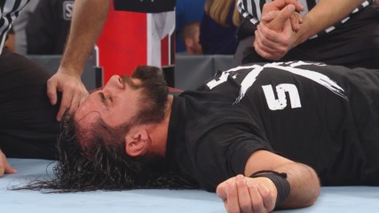 Seth Rollins reels following Brock Lesnar barrage: WWE.com Exclusive, Jan. 28, 2019